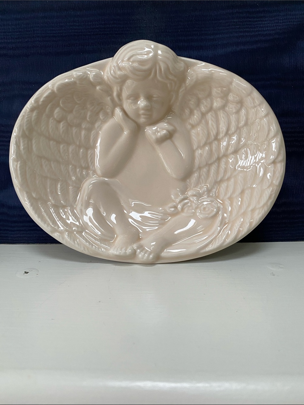 Vintage Cream Ceramic Cherub Soap Dish
